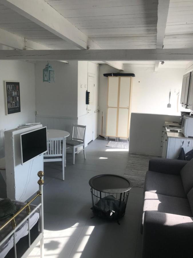 Galleriet Bnb Stenkyrka Ngoại thất bức ảnh